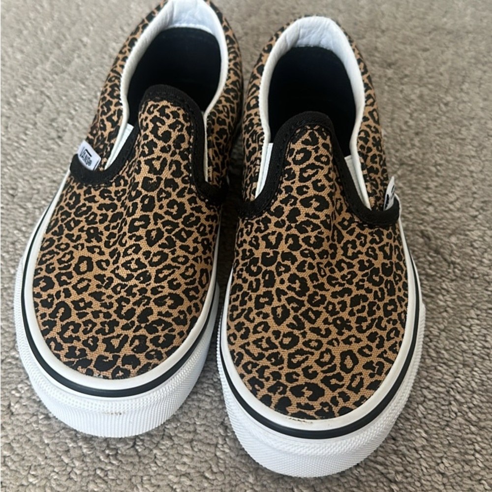 Toddler Leopard Print Slip-Ons 11c